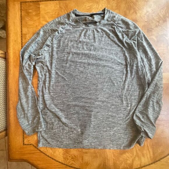 Long Sleeve Lightweight Tee! - Picture 1 of 6